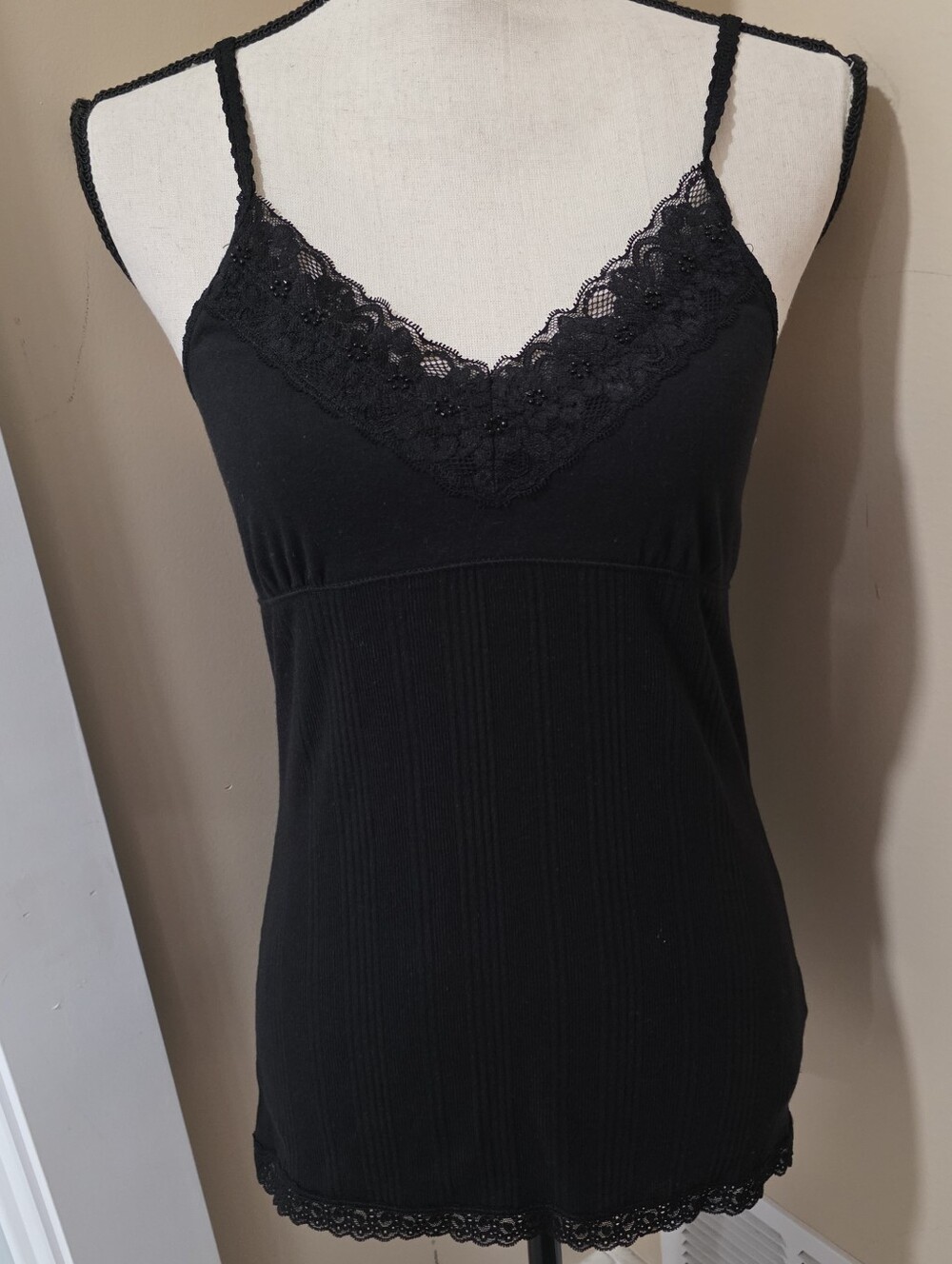 Mudd Vintage Y2k Cotton Blend  Black Embilished Ribbed  Lace-Trim Cami Tank Top